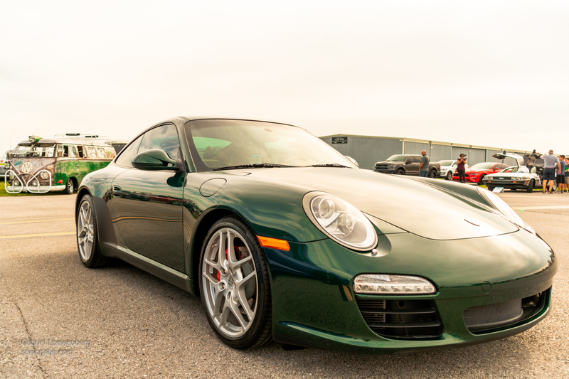 The green on this Porsche is sublime.